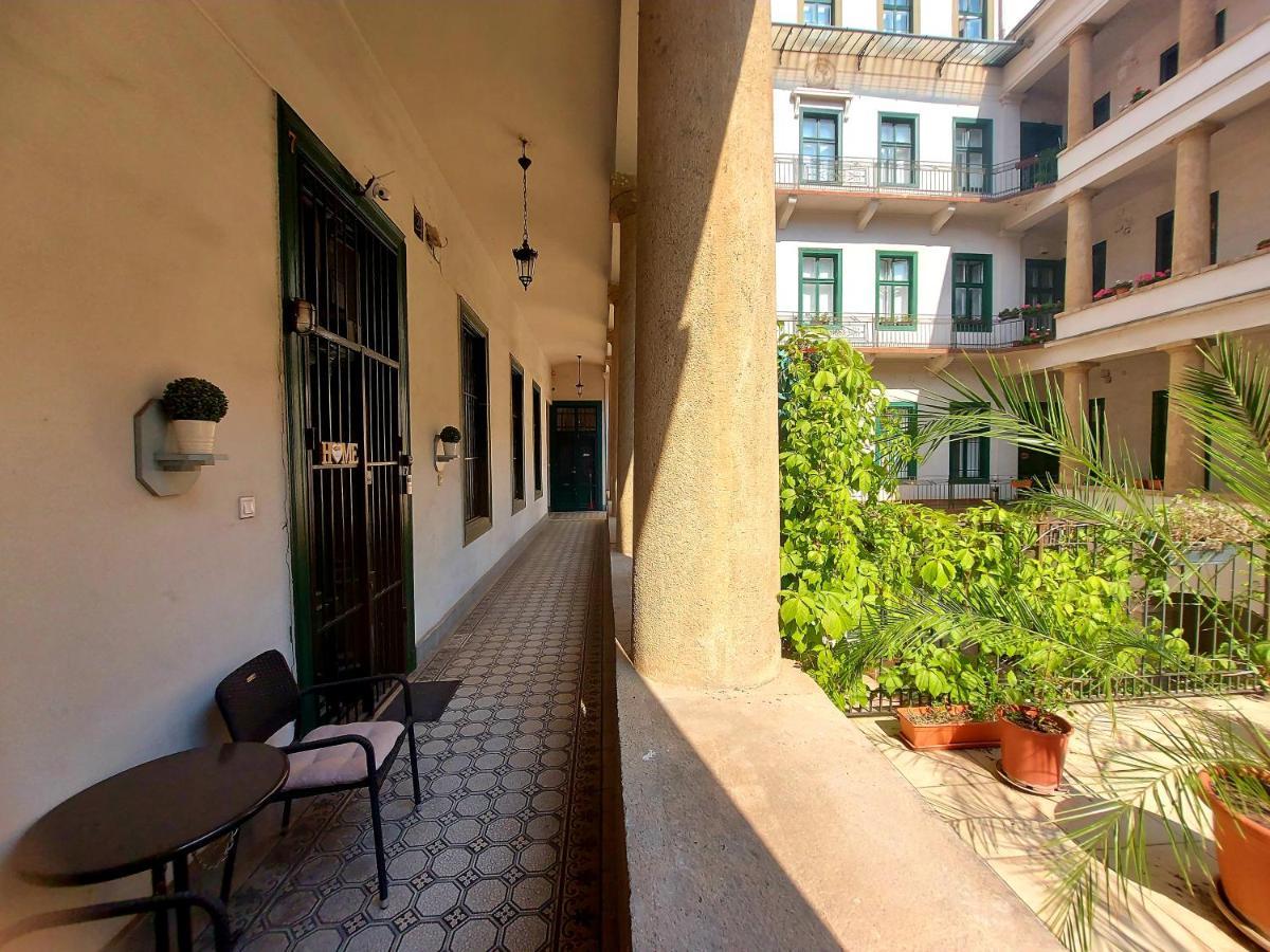 Home City Center Terrace Apartment Budapest Luaran gambar