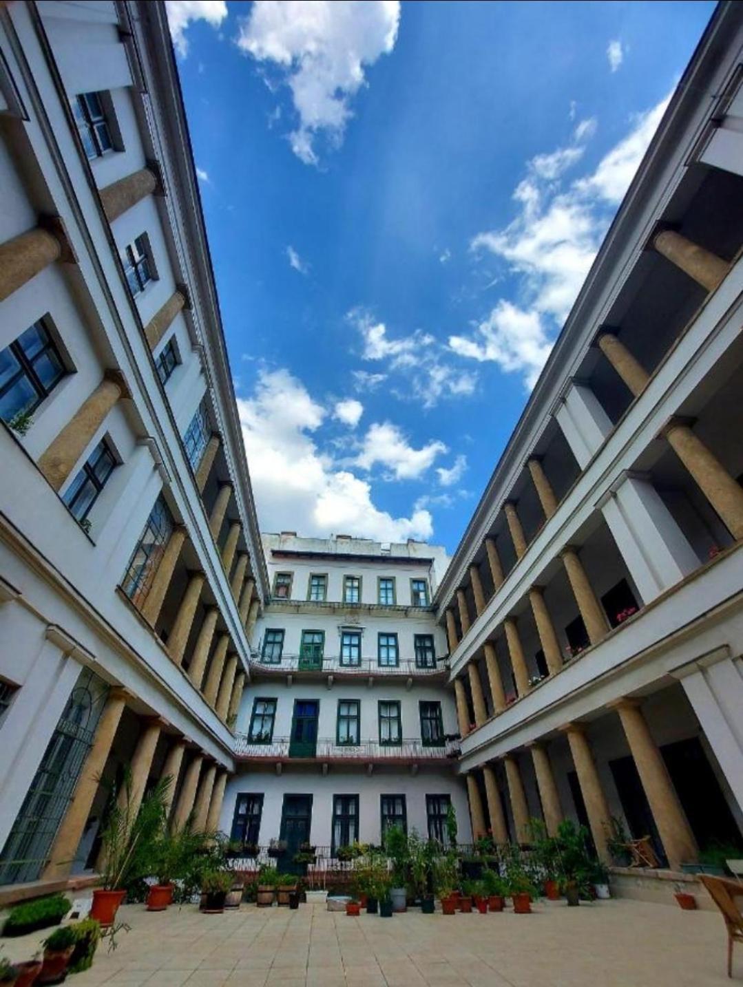 Home City Center Terrace Apartment Budapest Luaran gambar