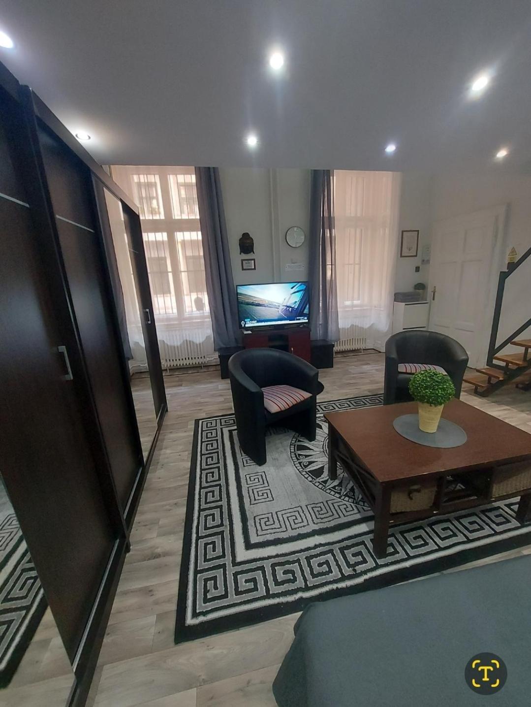 Home City Center Terrace Apartment Budapest Luaran gambar